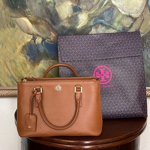 EUC Tory Burch Robinson mini double tote Saffiano leather